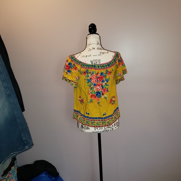 Flying Tomato Yellow Bright Floral Peasant Blouse - Picture 3 of 12